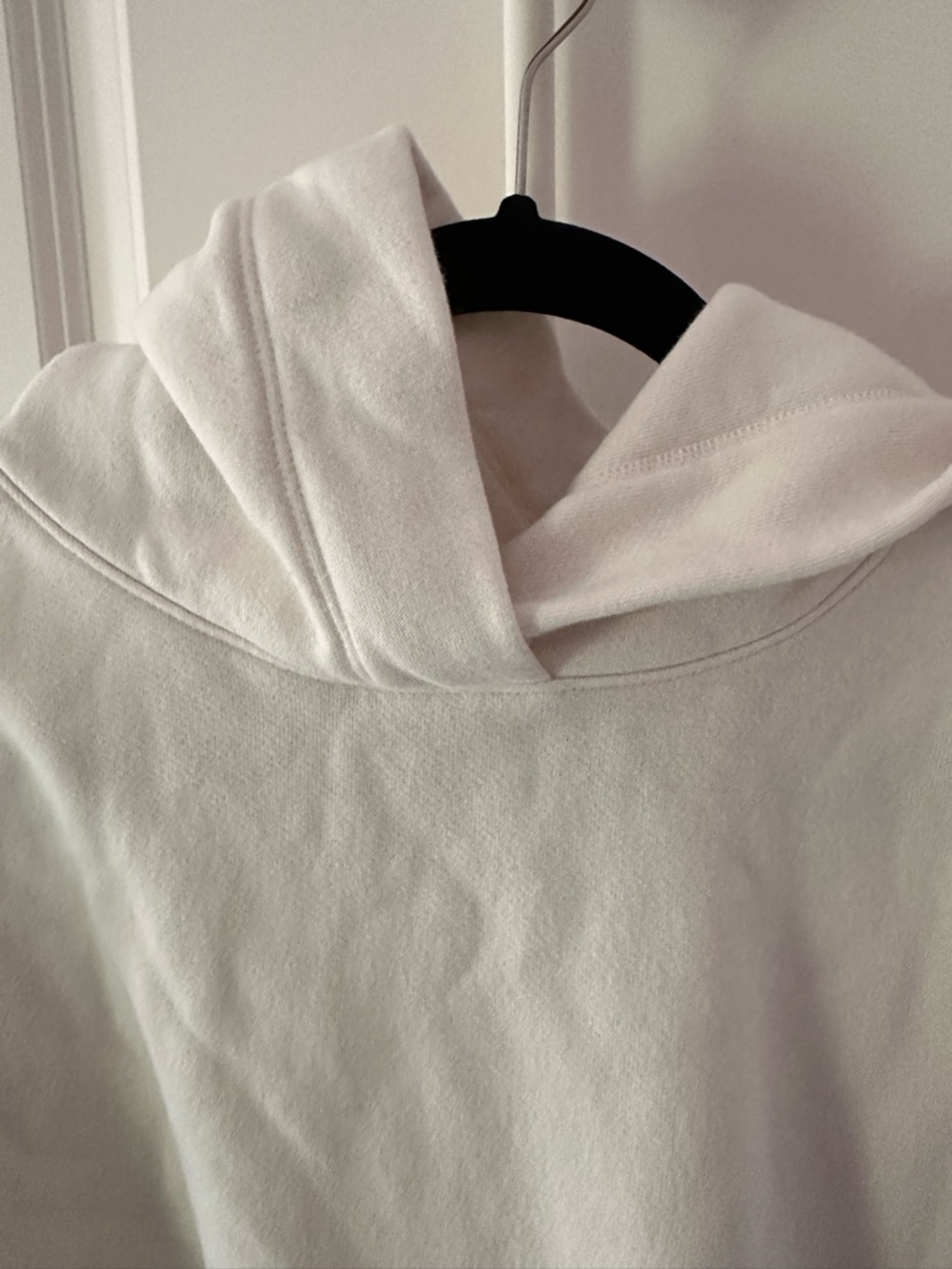 ALO Yoga Bae Women's Large Cream Cropped Hoodie - Picture 6 of 9